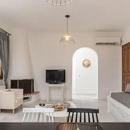 Harmonia I * Agia Anna (Naxos)