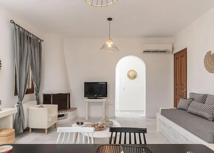 Harmonia I * Agia Anna (Naxos)