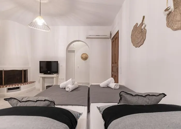 Harmonia I Agia Anna (Naxos)